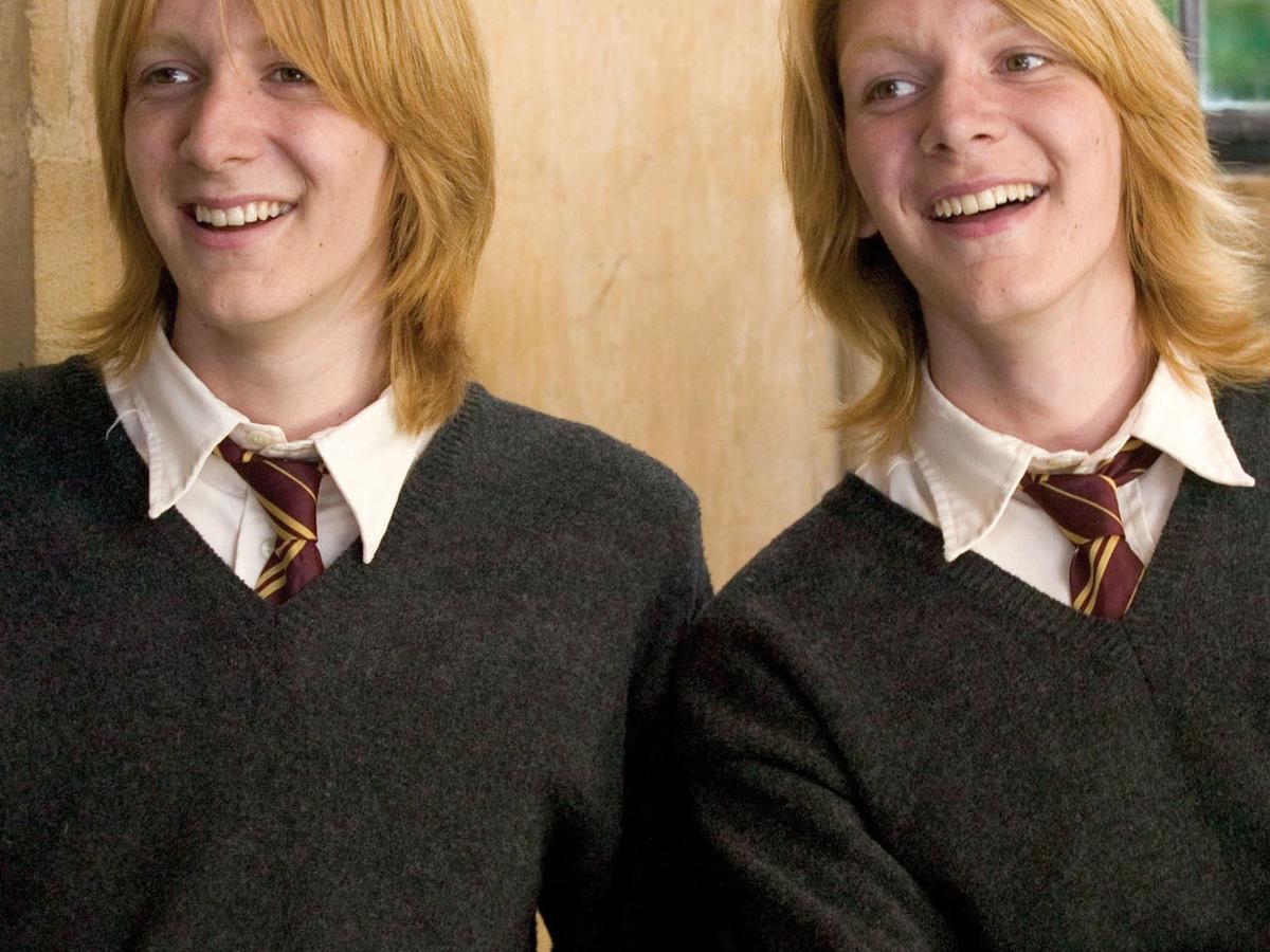 Harry Potters Weasley Twins Look Pretty Different Now Nova 100 3644