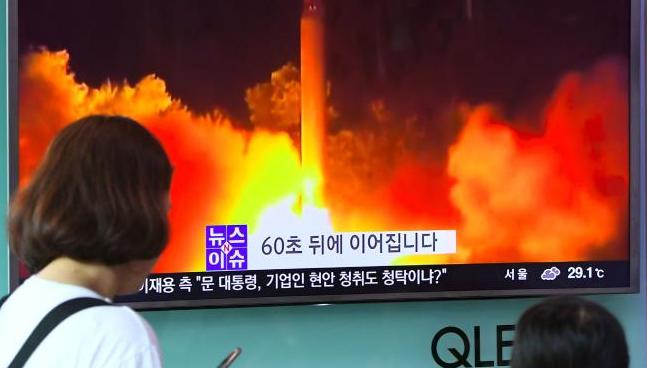Korea fires three missiles into East Sea