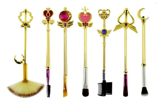 Can that sailor moon brushes makeup color gold